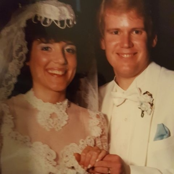 Meet your Posher, Celeste - Picture 1 of 1